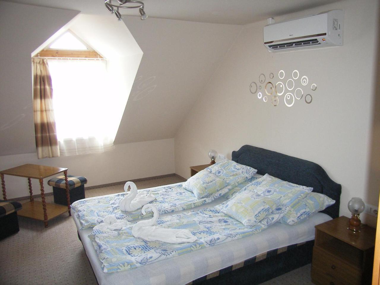 Pálma Apartmanház Harkány Exterior foto